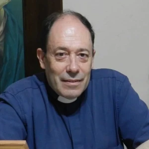 Padre Carlos González
